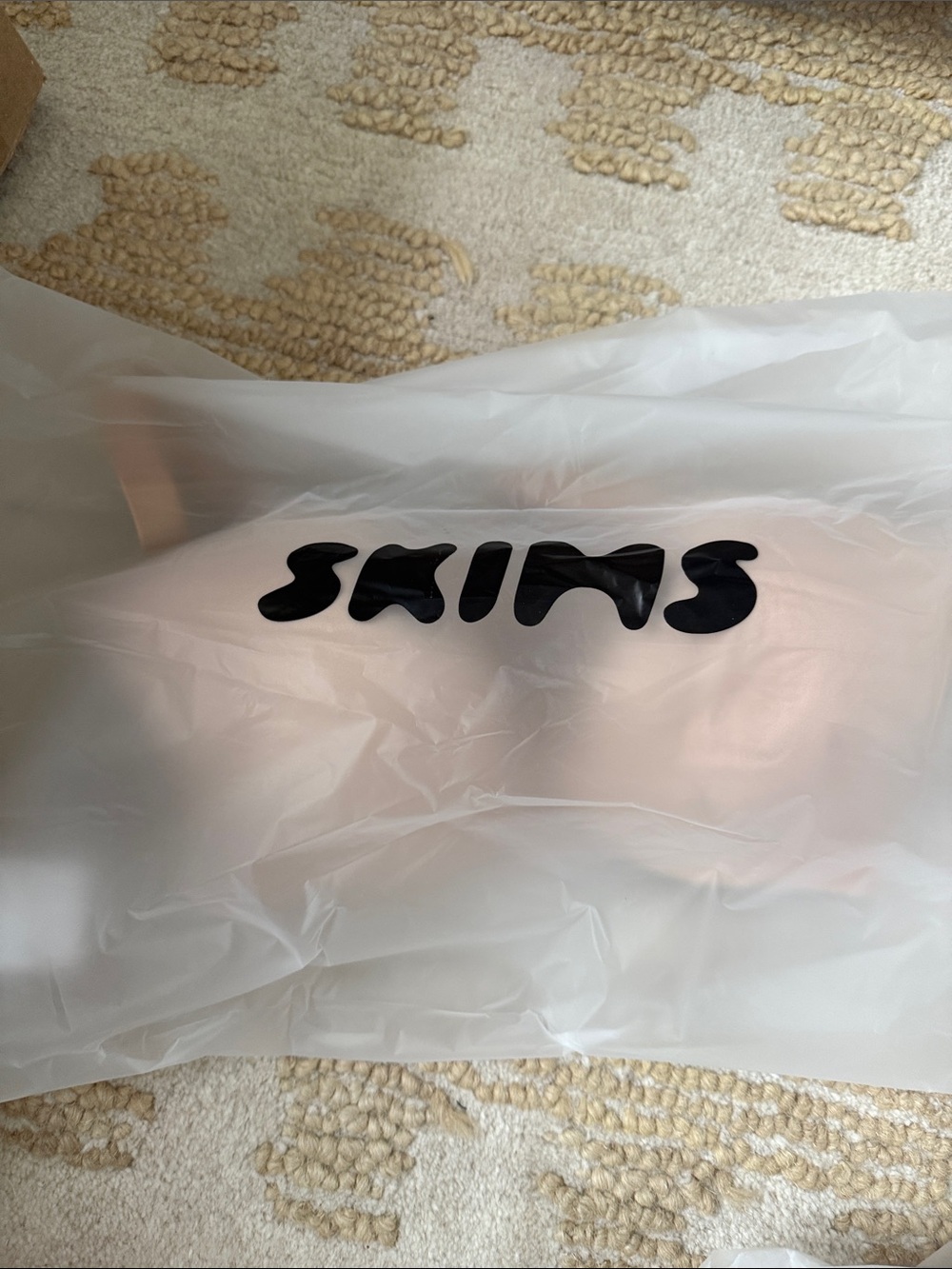 NWT  FULL COVERAGE BRA Smoothing Intimates 32DD  COLOR CLAY - Picture 6 of 8